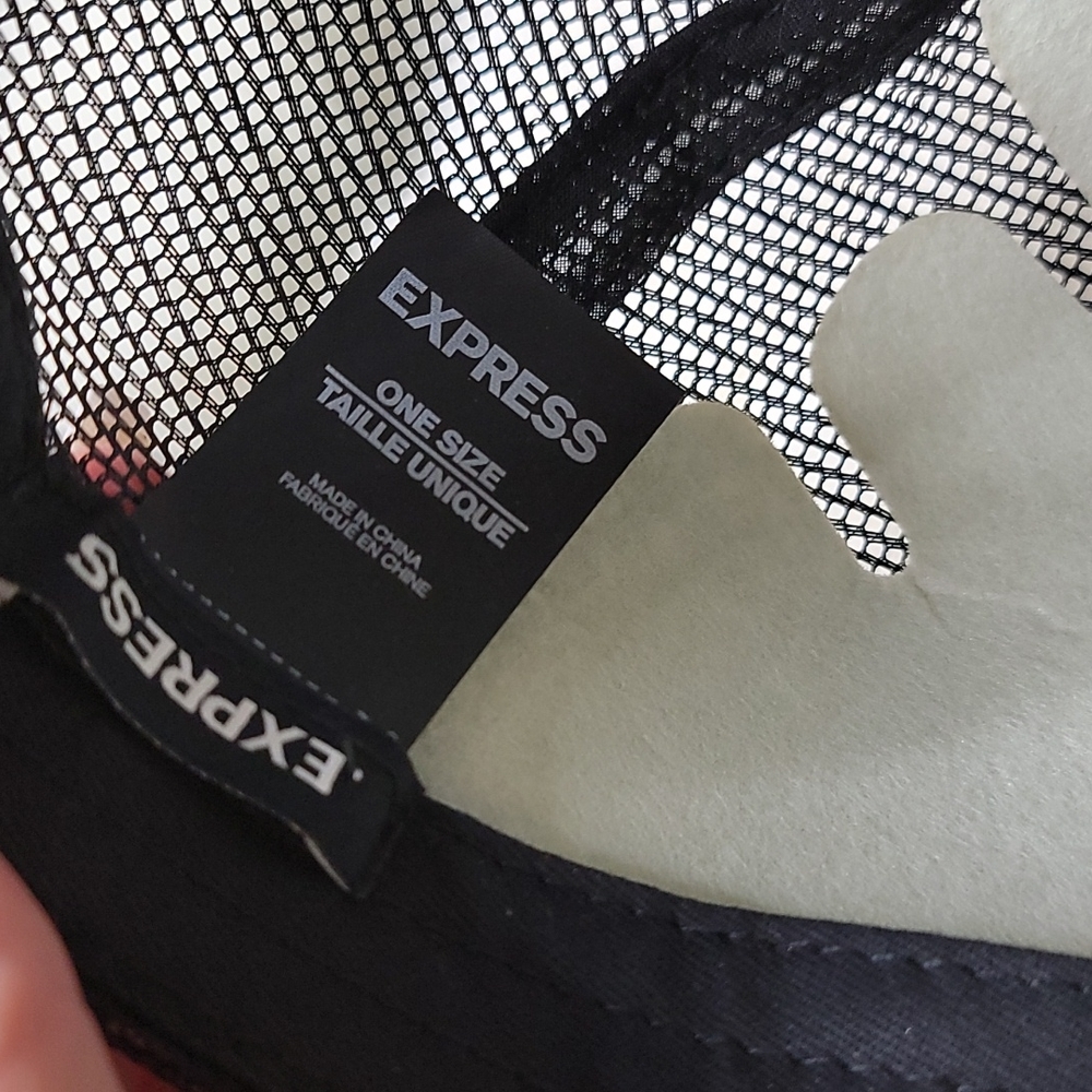 Express Black Hat - Picture 6 of 6